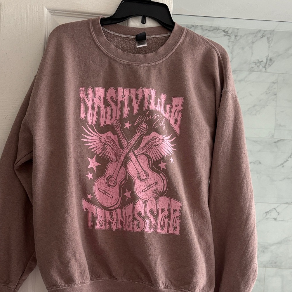 Nashville Tennessee Graphic Sweatshirt
